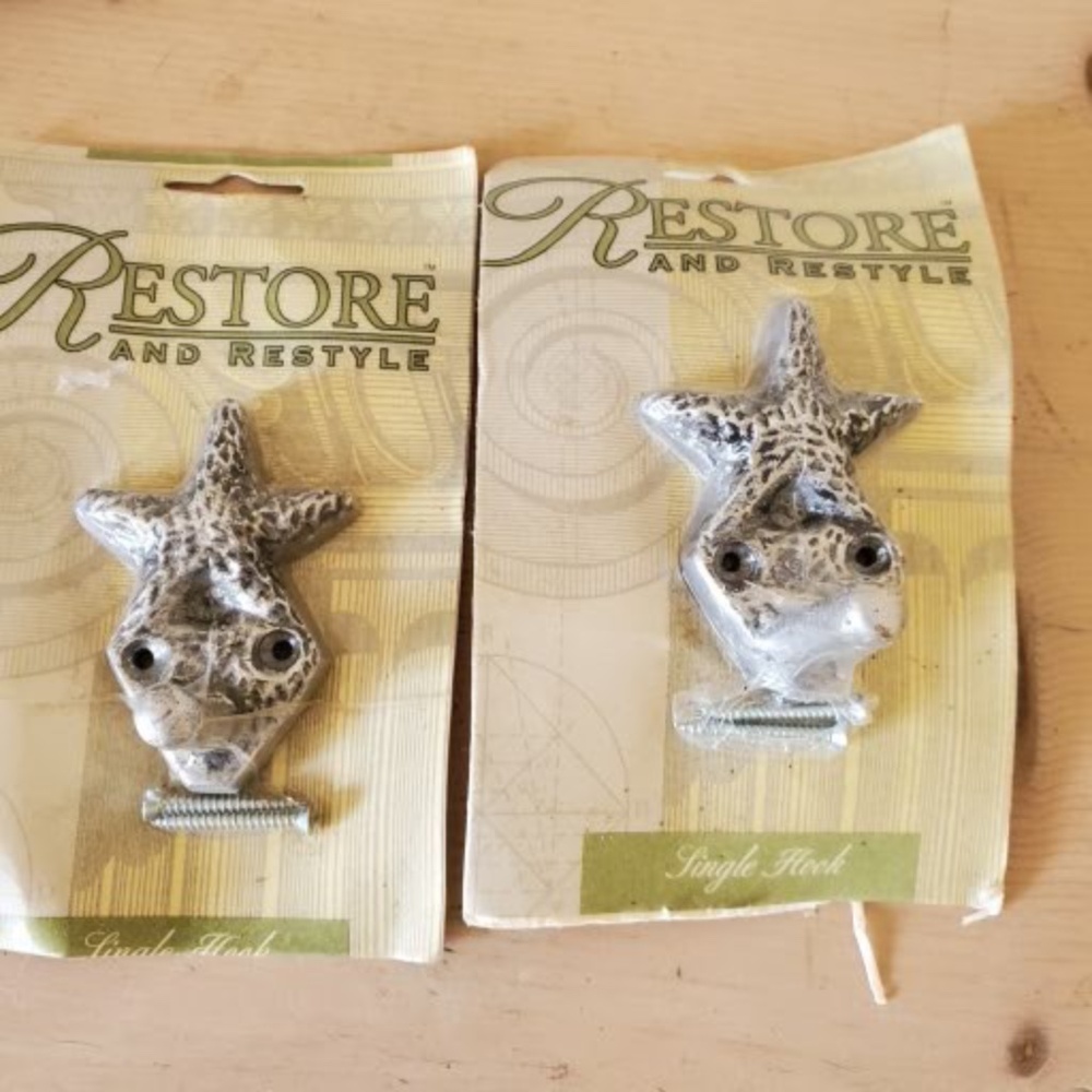 STARFISH Single Hook Silver Black Washed  Towel  Clothes Pair SET NWT